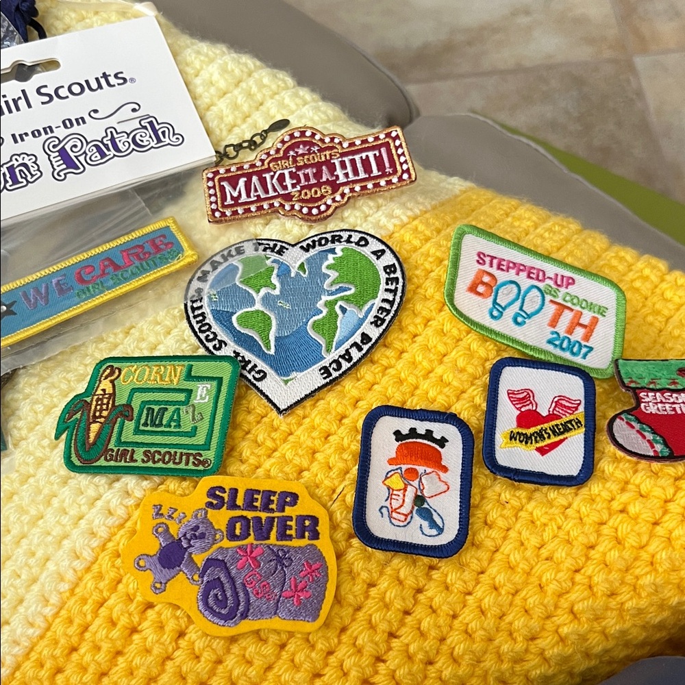 Girl Scouts Iron-On Patch Set - Multicolor 10pcs.